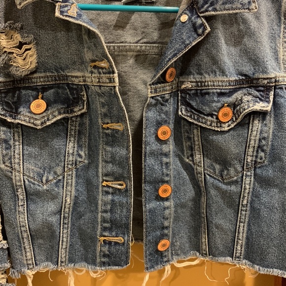 Forever 21 Jean jacket - Picture 3 of 4